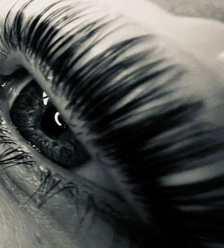 Lash Lifting